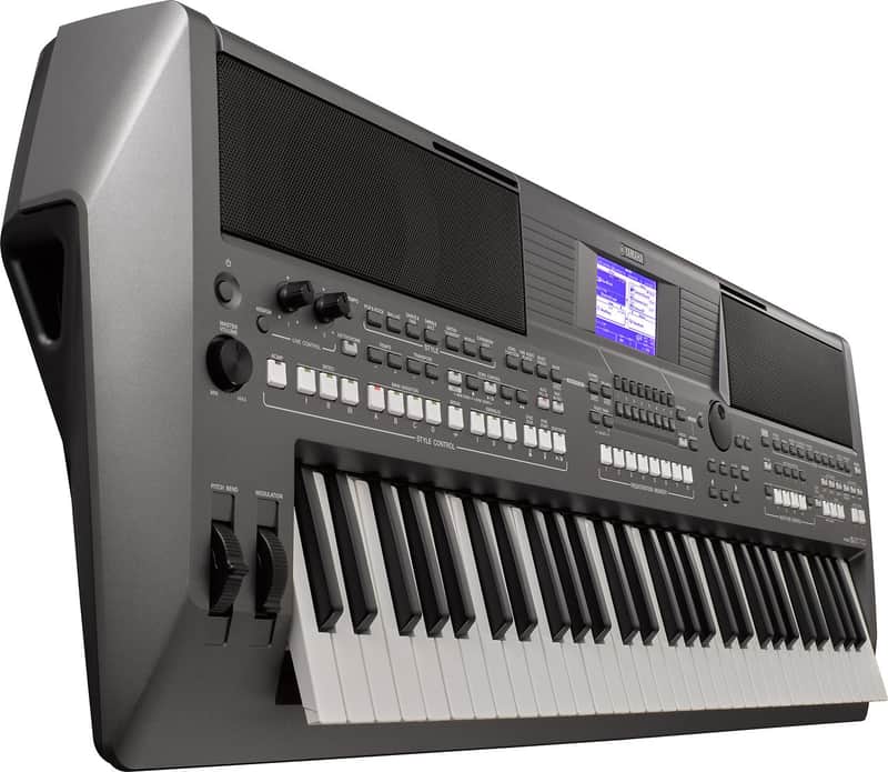 Yamaha PSR-S670 61-key Arranger Workstation image 2