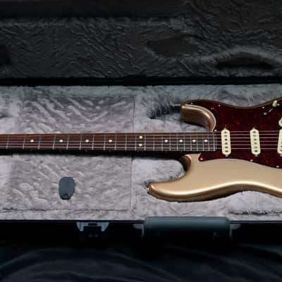 Fender AMERICAN PROFESSIONAL II STRATOCASTER Dealer Exclusive 2021 - Firemist Gold image 1