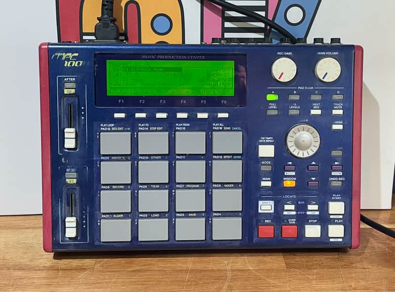 Akai MPC1000 - Blue JJOS 3.16 / 128MB RAM w/ 512MB CF Card image 1