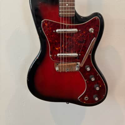 Silvertone Hornet 1960s - Sunburst image 3