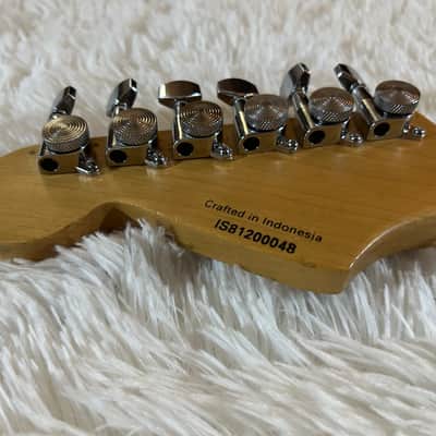 Kurt Cobain Vandalism Stratocaster Replica - 35" Mini Guitar - Reliced image 20