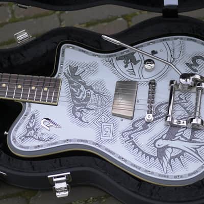Duesenberg Alliance Series Johnny Depp - Aluminium plate with Johnny Depp tattoo artwork image 14
