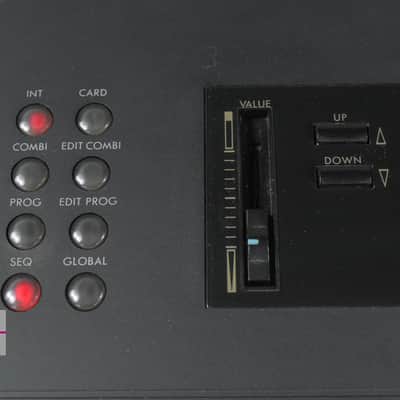 KORG M1 Music Workstation Digital Synthesizer in Good condition image 16