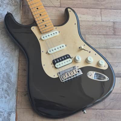 Fender American Ultra Stratocaster HSS 2022 - Texas Tea image 3
