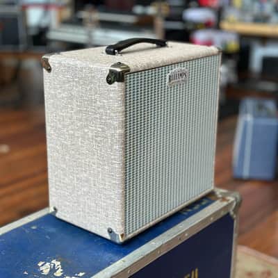BlueAmps Junior EX 1000 Watt 4x6.5" Guitar Amplifier image 2