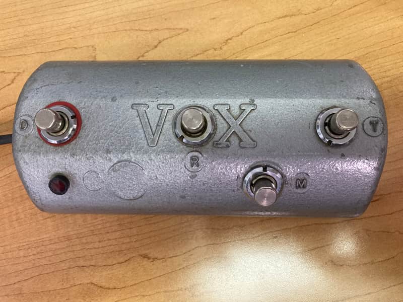 Vox 4 Button Foot Switch Mid 60' - Silver image 1