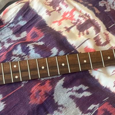 Squier baritone telecaster neck loaded - vintage tinted image 6