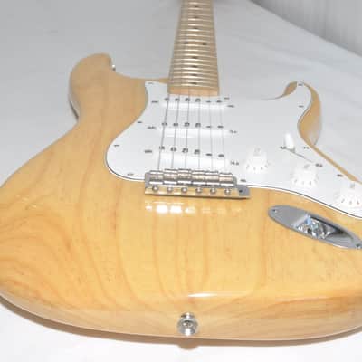 Fender USA American Vintage 70s Stratocaster Natural Guitar Ref. No.5925 image 8