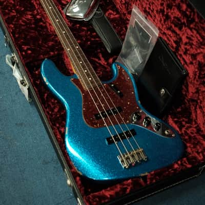 Fender 1964 Jazz Bass Relic - 2018 Blue Spkl image 1