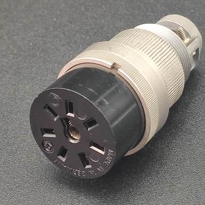 Tuchel connector for Neumann M49, M50, EMT 240 female image 6