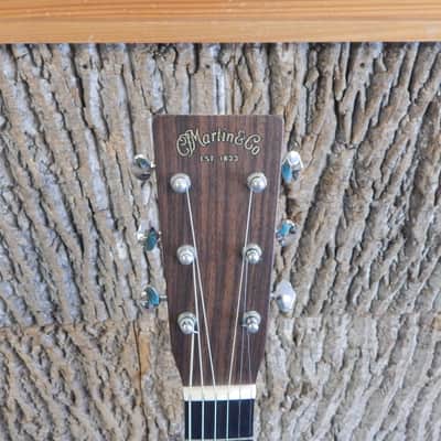 2012 Martin HD-28V image 2