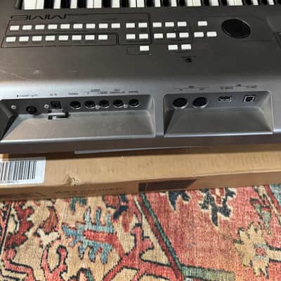 Yamaha MM6 Synthesizer 2007 - Gray