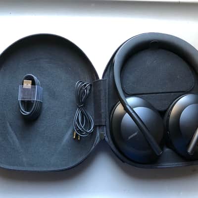 Bose Headphones 700 Wireless Noise Canceling image 1