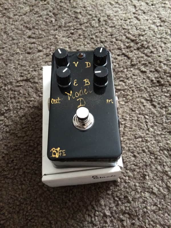 BJFE Model D (4-Knob) image 3