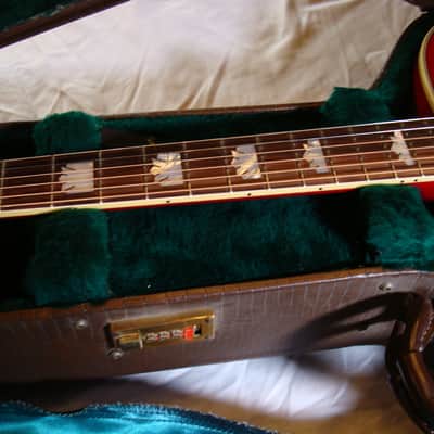 Gibson J 200 Custom 1994 - Cherry Sunburst image 10