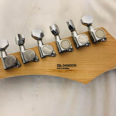 Tradition Electric Guitar image 7