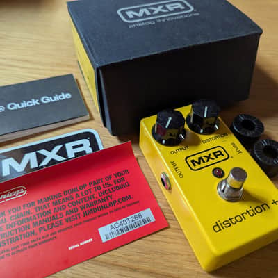 MXR M104 Distortion + 1995 - Present - Yellow image 2