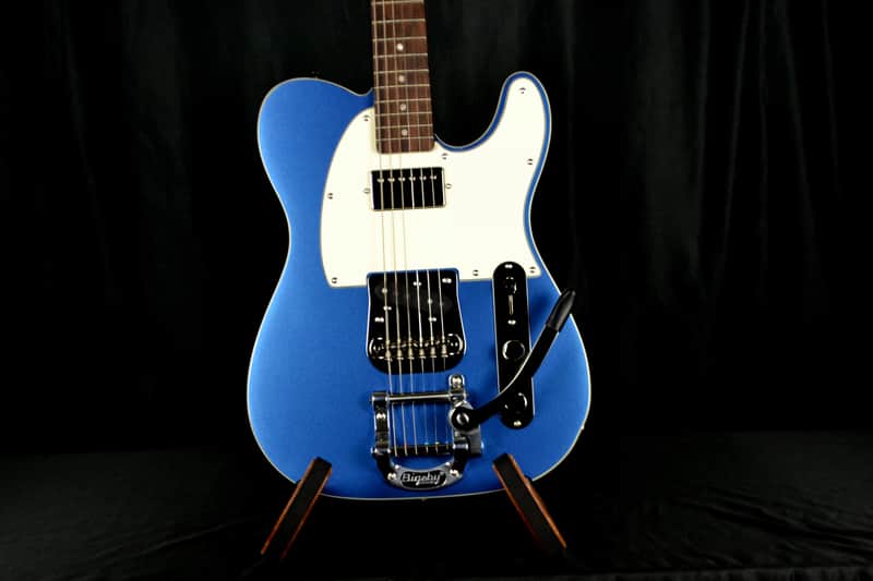 Squier Custom Classic Vibe Telecaster with Bigsby SH 2025 - Lake Placid Blue image 1