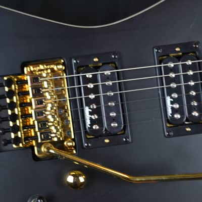 Jackson X Series KEX Kelly, Floyd Rose Tremolo, Satin Black with Gold Hardware, Int'l Buyer Welcome image 3