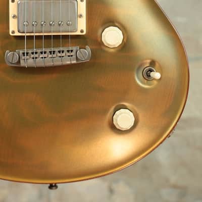 NIK HUBER Redwood Dolphin Exceptional Curly 1-piece Top - Summer NAMM 2013 - Translucent Gold Top Semi-Gloss image 5