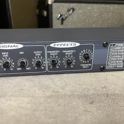PEAVEY "DELTAFEX" EFFECTS PROCESSOR - USA image 3