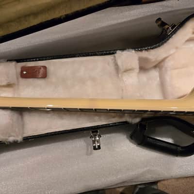 Gibson Les Paul Custom Classic Maple Top with Maple Fretboard 2012 - 2013 - Alpine White image 15