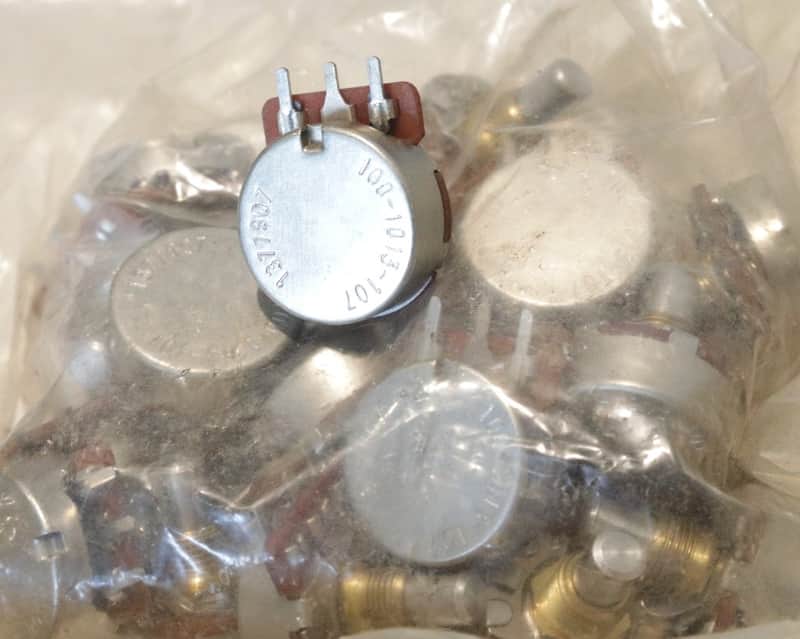 MXR 19789 ! NEW ! 100-1013-107 vintage pedal pot image 1
