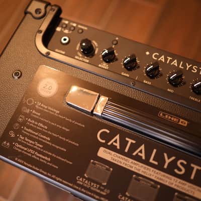 Line 6 Catalyst 100 2-Channel 100-Watt 1x12 Modeling Guitar Combo- Black image 3