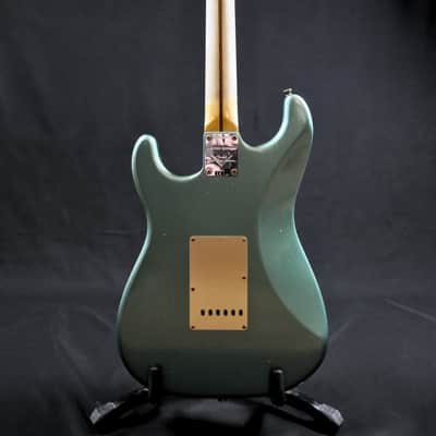 55 Dual-Mag Strat MN Super Fad Aged SG 2019 Ltd image 5
