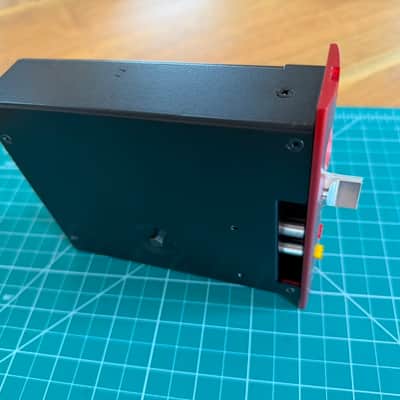 Focusrite Red 1 500 Series Mic Preamp Module 2010s - Red image 2