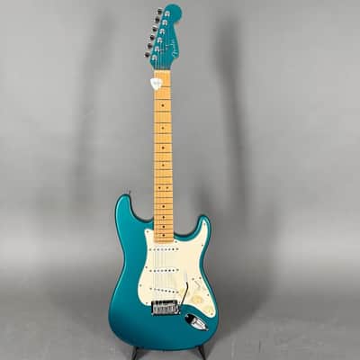 1995 Fender Stratocaster MN Ltd. Run Matching Head Papers orig Case image 2