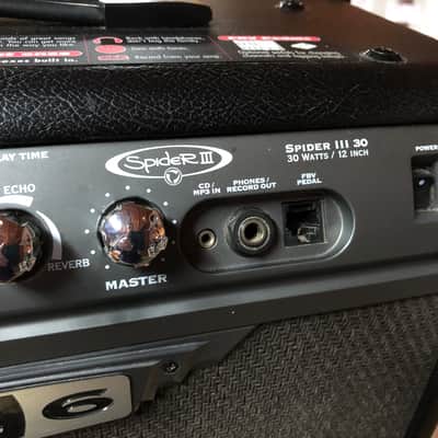 Ampli combo Line 6 Spider III 30 1 X 12 Celestion 30 Watts 4 canaux avec effets intégrés + pédalier FBV Express image 4