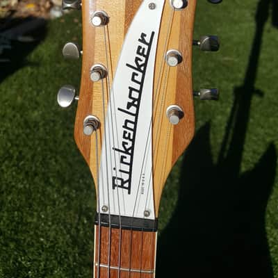 Rickenbacker 360V64  1996 Mapleglo. image 3