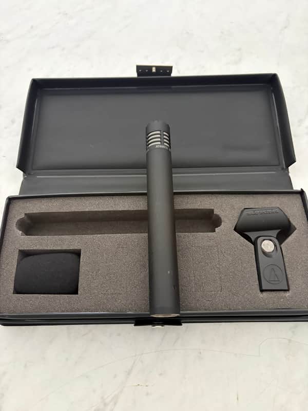 Audio-Technica AT4051b Small Diaphragm Cardioid Condenser Microphone 2010s - Black image 1