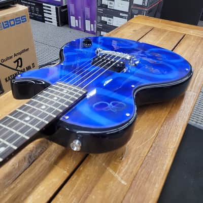 Epiphone Les Paul Junior Cold Case Season 4 Edition Signed By Chuck Berry 2006 Blue image 11