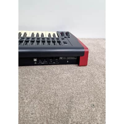 Novation Impulse 49 - MIDI Controller - Black - Good image 14