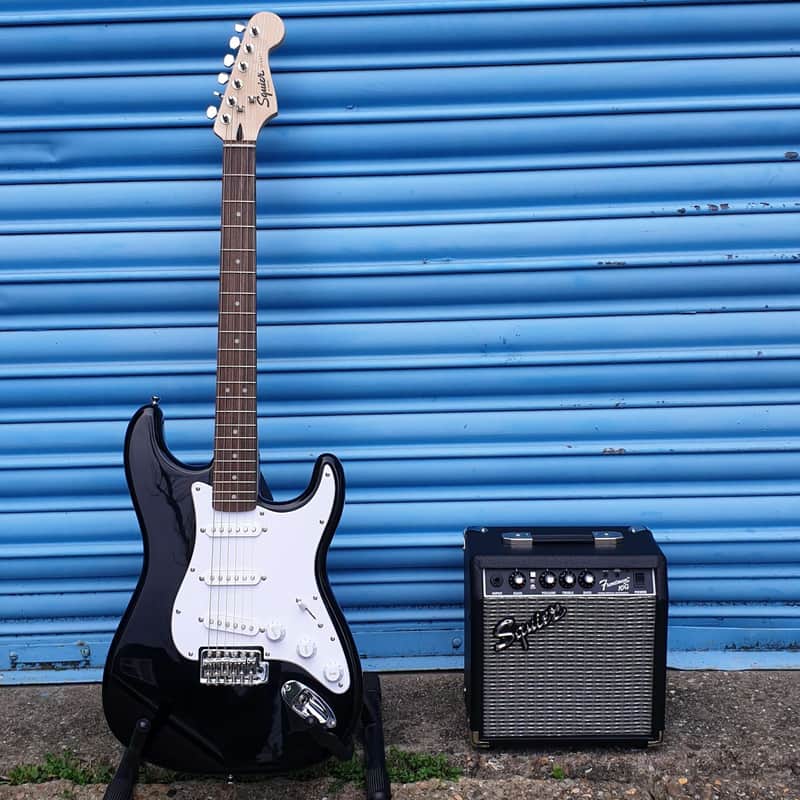Fender Squier Stratocaster Electric Guitar Pack (Single Coil) image 1