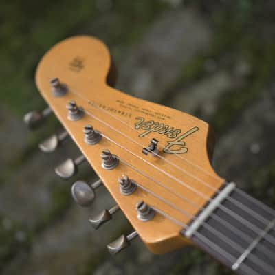 Fender Custom Shop Limited Edition Late 1964 Stratocaster, Relic - Aged Shell Pink image 4