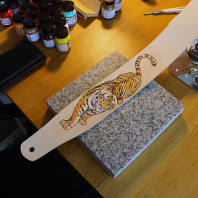burnyblack custom made guitar strap leather 2.5" - tiger brown image 5