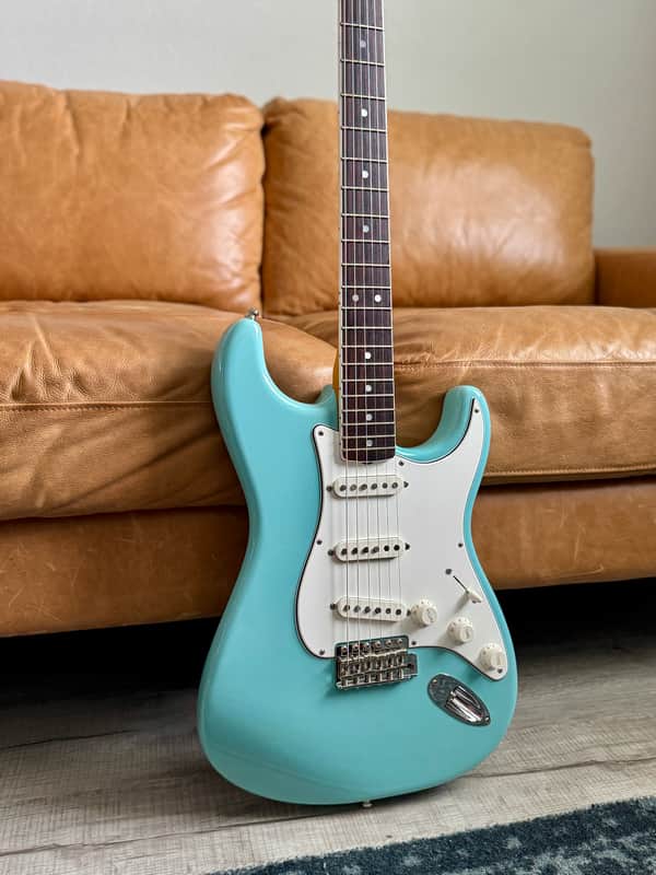 Fender Eric Johnson Stratocaster with Rosewood Fretboard 2023 - Tropical Turquoise