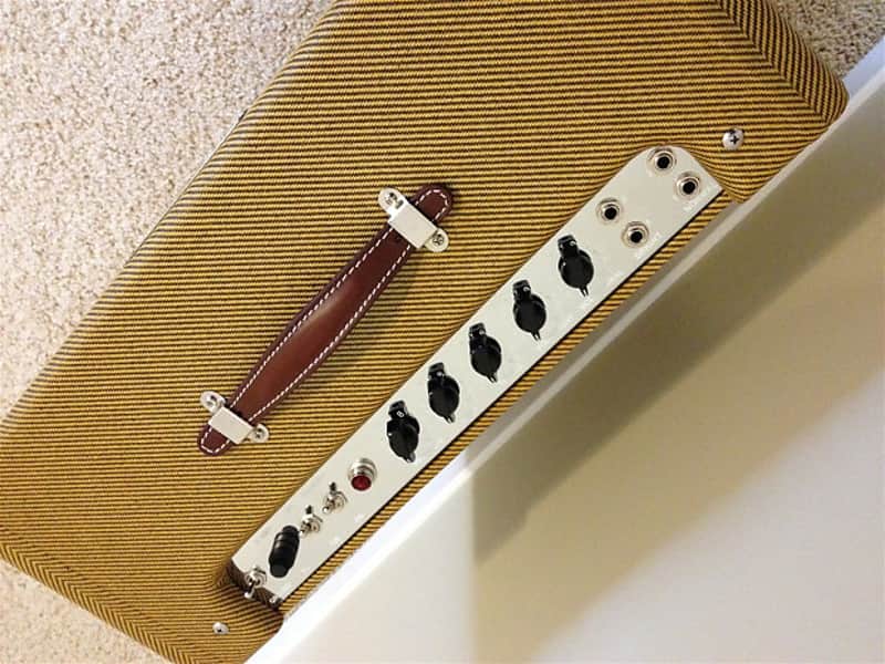 Improved headroom amp with fx loop and line out image 1