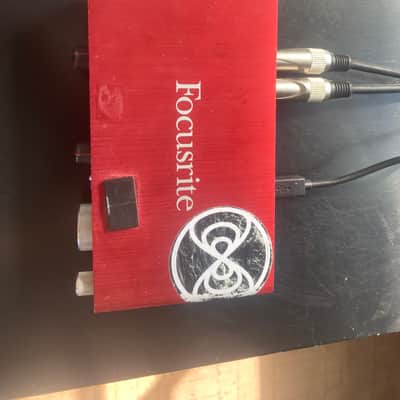 Focusrite Scarlett 2i4 USB 2.0 Audio Interface 2013 - 2016 - Red / Black image 2