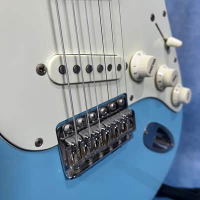 2018 Fender Japan Traditional 60s Stratocaster Sonic Blue, MIJ image 11