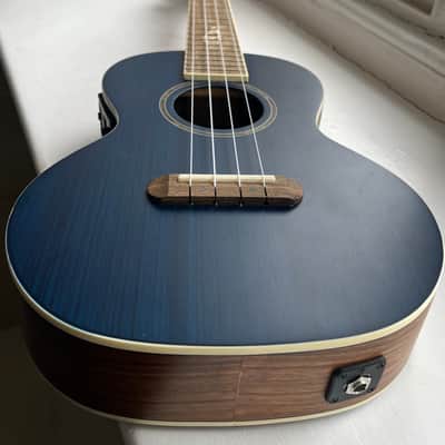 Fender Dhani Harrison Tenor Ukulele + Gig Bag - Sapphire Blue image 7