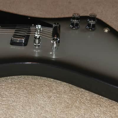 Gibson Firebird Studio '70s Tribute 2012 - Satin Silver Burst image 4