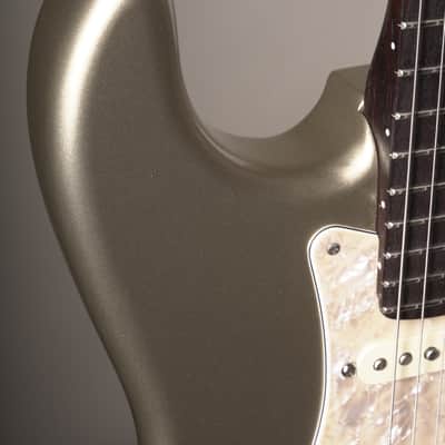 Fender (2018) American Professional Stratocaster Limited Edition Electric Guitar w/ Solid Rosewood Neck - Champagne, incl. OHSC image 7