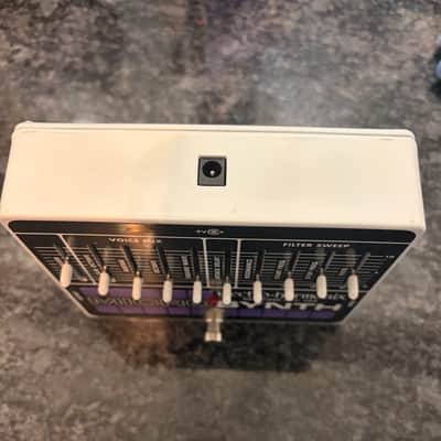 Electro-Harmonix Micro Synth 2008 - Present - Purple image 3