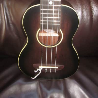 Luna Art Series Vintage Soprano Ukulele w/ Gig Bag! UKE ART V S image 2