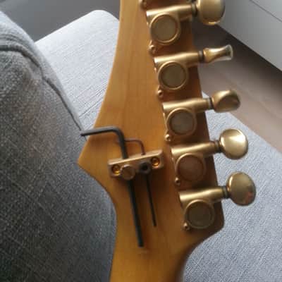 Samick KR-660 1991 Blue Marble Burst image 10