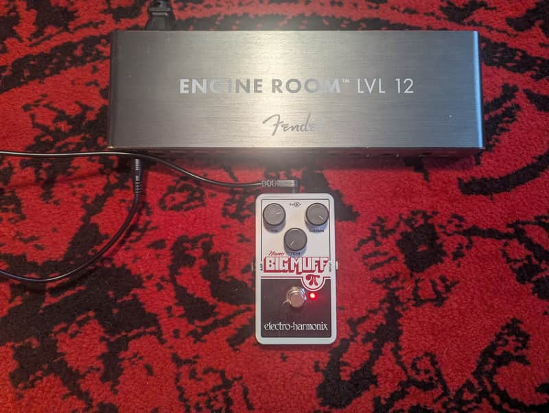 Immagine Electro-Harmonix Nano Big Muff Pi Distortion / Sustainer 2013 - Present - White / Black / Red - 1